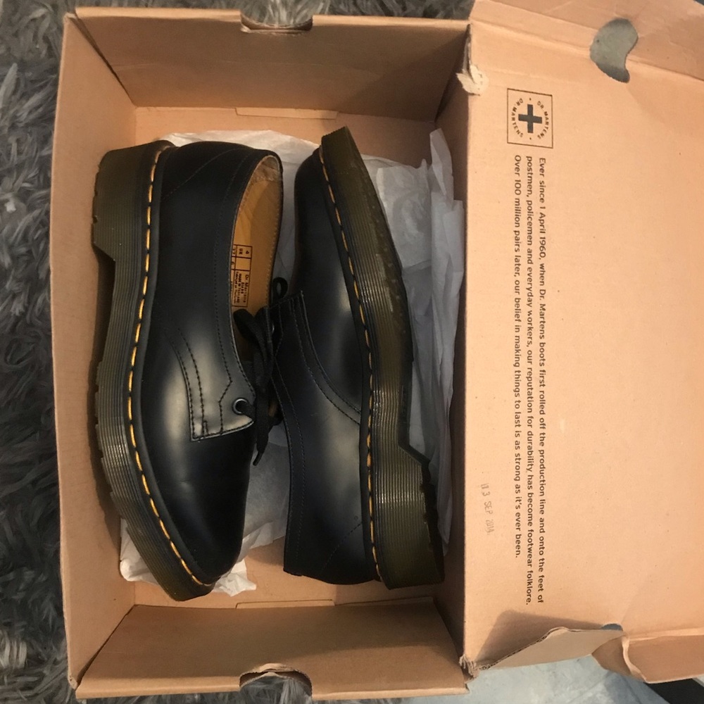 COPY - Dr. Martens